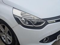 Used Renault Clio IV Dynamique 2016 White Hatchback