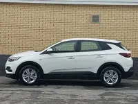 Used Vauxhall Grandland X 130 HP (95 kW) 2019 White SUV