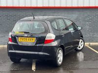Begagnad Honda Jazz SE 90 HK (66 kW) 2009 Svart Halvkombi