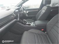 Used VW Touareg Black Edition 281 HP (206 kW) 2026 Red SUV