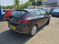 Used Vauxhall Astra Elite 130 HP (95 kW) 2014 Brown Hatchback