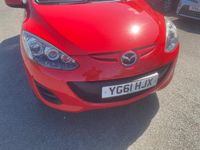 Usado Mazda 2 2011 Vermelho Citadino