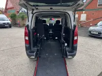 Used Peugeot Rifter Allure 131 HP (96 kW) 2019 Beige MPV