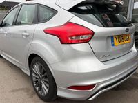 Used Ford Focus ST-Line 140 HP (102 kW) 2017 Silver Hatchback