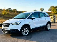 Used Vauxhall Crossland X S 99 HP (72 kW) 2017 White SUV