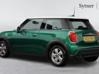 Used Mini Cooper Classic 134 HP (98 kW) 2024 Green Hatchback
