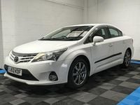 Used Toyota Avensis T4 147 HP (108 kW) 2013 White Sedan
