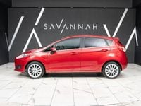 Used Ford Fiesta Titanium X 125 HP (91 kW) 2015 Red Hatchback