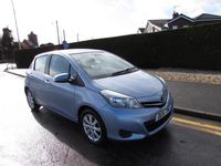 Used Toyota Yaris 101 HP (74 kW) 2012 Blue Hatchback
