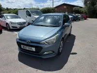 Used Hyundai i20 Edition 100 HP (73 kW) 2017 Blue Hatchback