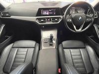 Used BMW 330 Sport Line 265 HP (194 kW) 2020 White Estate