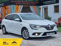 Used Renault Mégane GrandTour Dynamique 110 HP (80 kW) 2017 White Estate