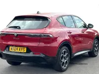 Used Alfa Romeo Tonale Sprint 2024 Red SUV