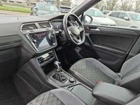 Używany VW Tiguan R-line 150 KM (110 kW) 2022 Szary SUV
