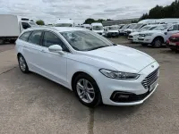 Used Ford Mondeo Zetec 150 HP (110 kW) 2019 White Estate
