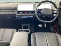 Usado Hyundai Ioniq Ultimate 239 kW (325 HP) 2023 Cinzento Citadino