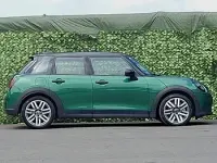 Used Mini Cooper Classic 114 kW (156 HP) 2025 Green Hatchback