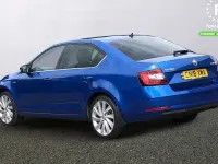 Usado Skoda Octavia 150 HP (110 kW) 2018 Azul Citadino