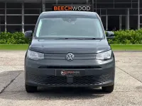 Usado VW Caddy 102 HP (75 kW) 2021 Preto Monovolume