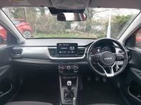 Used Kia Stonic 99 HP (72 kW) 2023 Red SUV