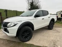 Begagnad Mitsubishi L200 181 HK (133 kW) 2020 Vit Pickup