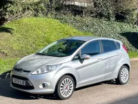 Second-hand Ford Fiesta Titanium 96 CP (70 kW) 2009 Argintiu Hatchback