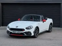 Used Abarth 124 Spider 170 HP (125 kW) 2018 White Cabriolet