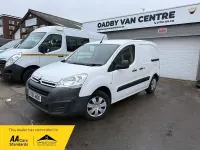 Used Citroën Berlingo 100 HP (73 kW) 2016 White MPV