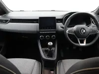 Used Renault Clio Techno 90 HP (66 kW) 2024 Orange Hatchback