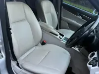 Usado Mercedes C200 Elegance 2009 Plateado Berlina