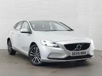 Used Volvo V40 Momentum 122 HP (89 kW) 2019 Silver Hatchback