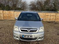 Used Vauxhall Meriva Design Edition 104 HP (76 kW) 2006 Silver MPV