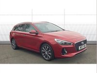 Used Hyundai i30 Premium 140 HP (102 kW) 2017 Red Estate