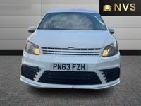 Usado VW Caddy Startline 220 HP (161 kW) 2013 Branco Monovolume