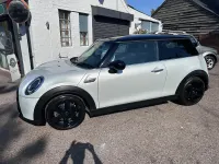 Used Mini Cooper S Classic 175 HP (128 kW) 2021 Silver Hatchback