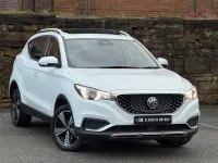 Used MG ZS Exclusive 105 kW (143 HP) 2021 White Hatchback