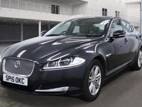 Usado Jaguar XF Luxury 163 HP (119 kW) 2015 Cinzento Sedan
