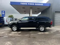 Used Toyota HiLux 150 HP (110 kW) 2019 Black Pickup