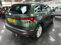 Używany Skoda Karoq SE L 150 KM (110 kW) 2019 Zielony SUV