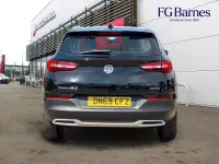 Used Vauxhall Grandland X Business Edition 128 HP (94 kW) 2019 Black SUV