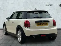 Used Mini Cooper Classic 134 HP (98 kW) 2019 Pepper white Hatchback