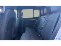 Used Land Rover Defender SE Dynamic 245 HP (180 kW) 2025 Other SUV
