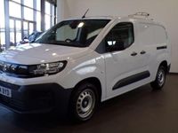 Used Vauxhall Combo S 101 HP (74 kW) 2024 White MPV