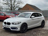 Used BMW 118 Sport Line 2015 White Hatchback