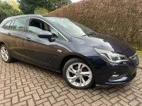 Używany Vauxhall Astra SRi 150 KM (110 kW) 2019 Niebieski Kombi