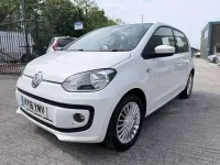 Begagnad VW up! high up! 2016 Vit Halvkombi