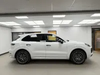 Used Porsche Cayenne 440 HP (323 kW) 2019 White SUV