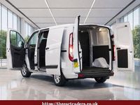 Used Ford Transit Custom Limited 130 HP (95 kW) 2022 White Van
