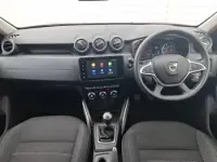 Used Dacia Duster Prestige 90 HP (66 kW) 2022 Red SUV
