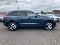 Used Volvo XC60 Momentum 190 HP (139 kW) 2020 Blue SUV